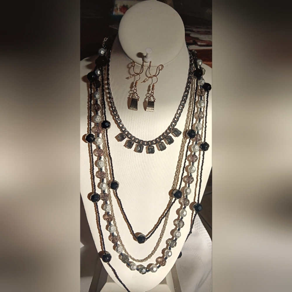 4 Piece Necklace Suit